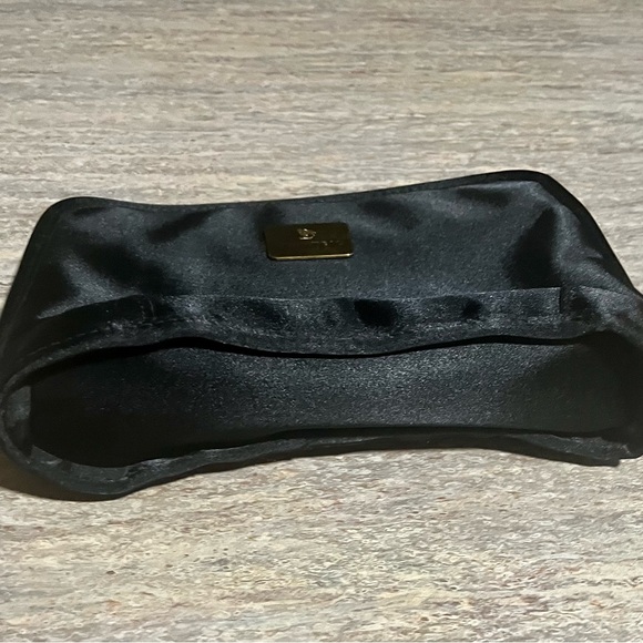 Monteil Paris cosmetic bag - Picture 9 of 15